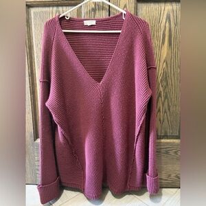 Promesa Ribbed V-Neck Sweater in Wine